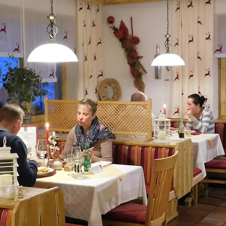 Alpenhotel Lanz Hotel