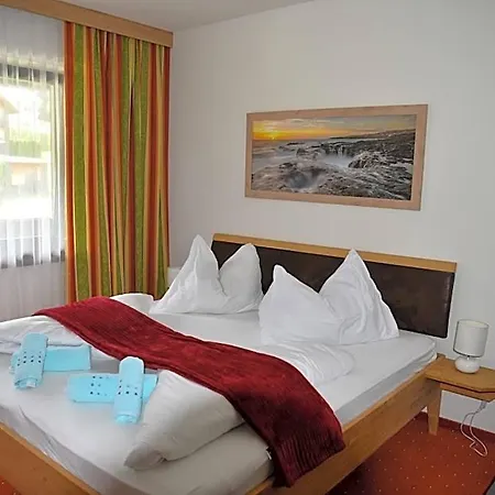 Alpenhotel & Lanz 3*