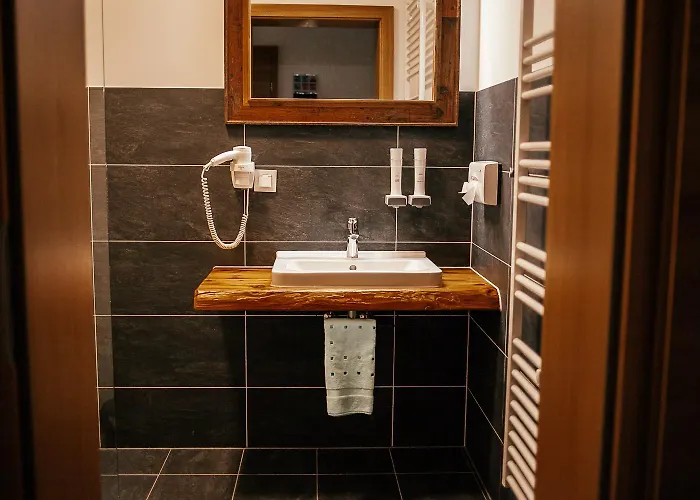 Alpenhotel & Lanz 3* Hohentauern